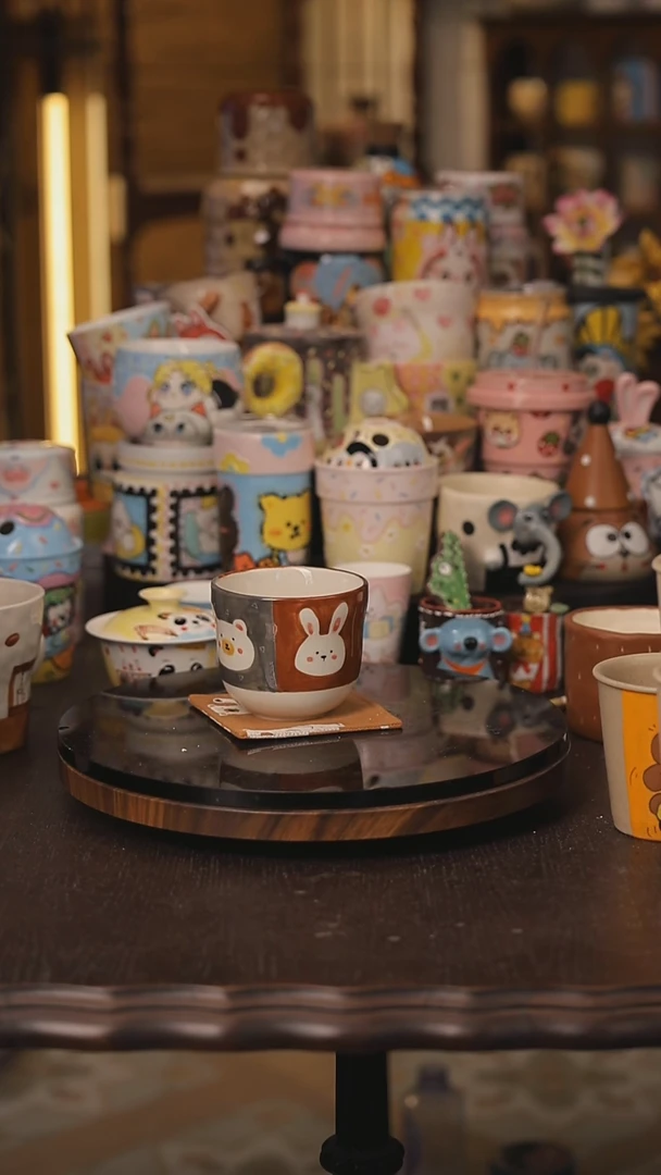 景德镇釉下彩绘设计师款式陶瓷