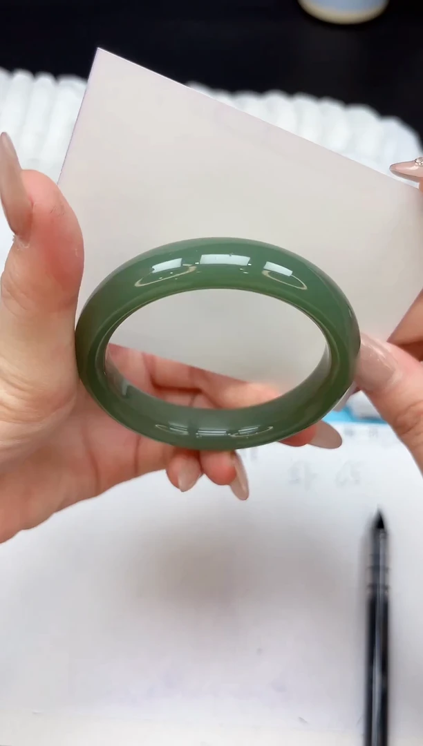 未镶嵌手镯石英质玉76-55.