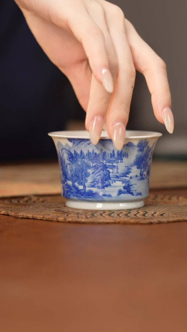 杯看山柴窑青花山水