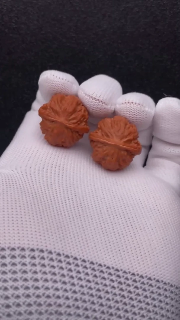 【闪购商品】文玩核桃把件红莲