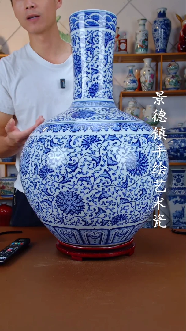 现代景德镇手工手绘陶瓷摆件27