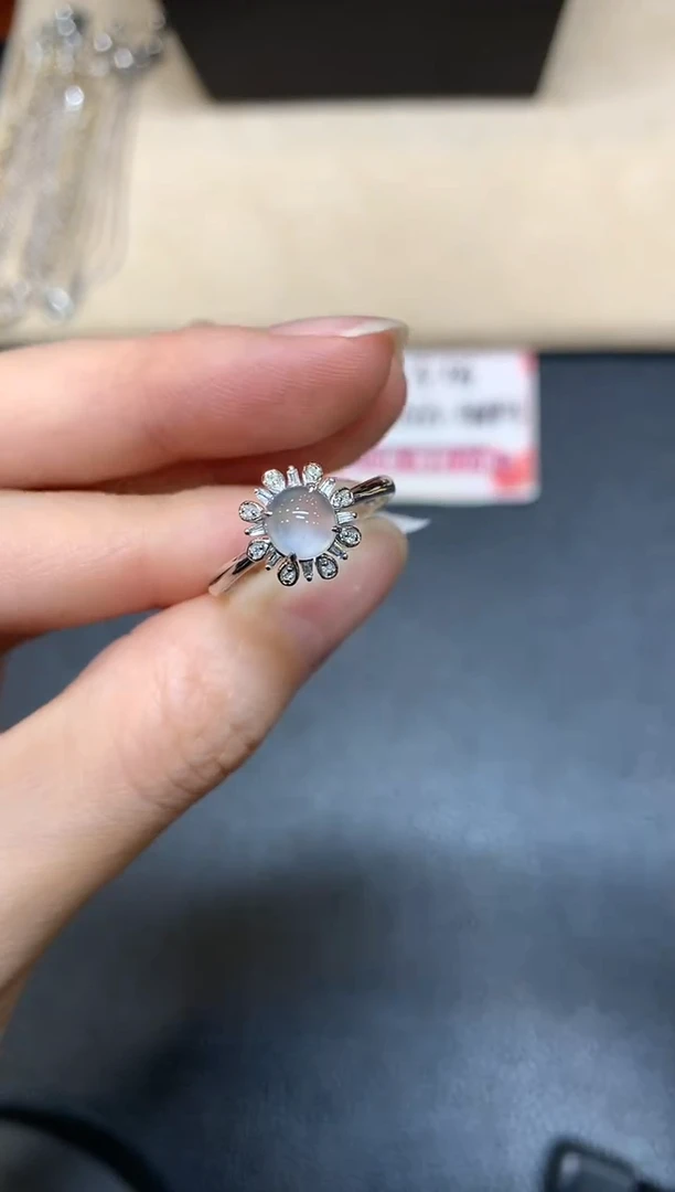 【闪购商品】翡翠戒指18K金镶嵌【无鉴赏期