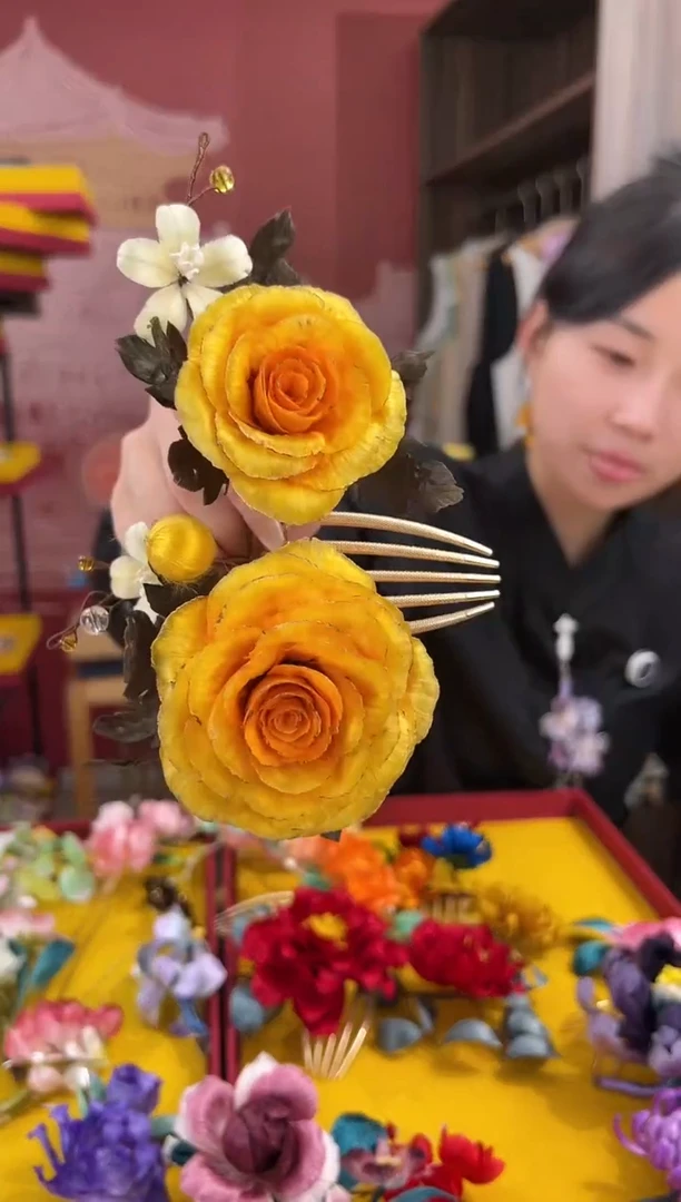 【闪购商品】刺绣 随机款发簪 非遗绒花（发饰）