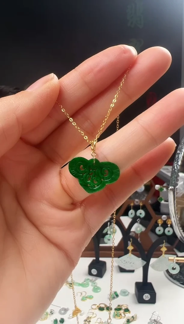 18K金镶嵌翡翠耳饰003