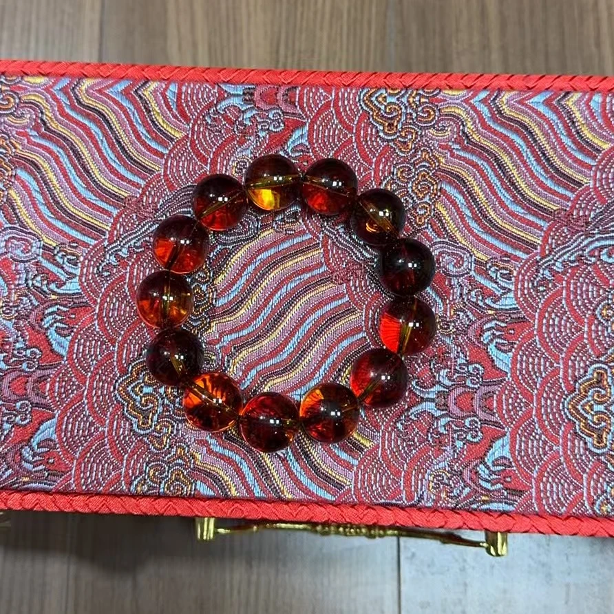 【闪购商品】琥珀手串1