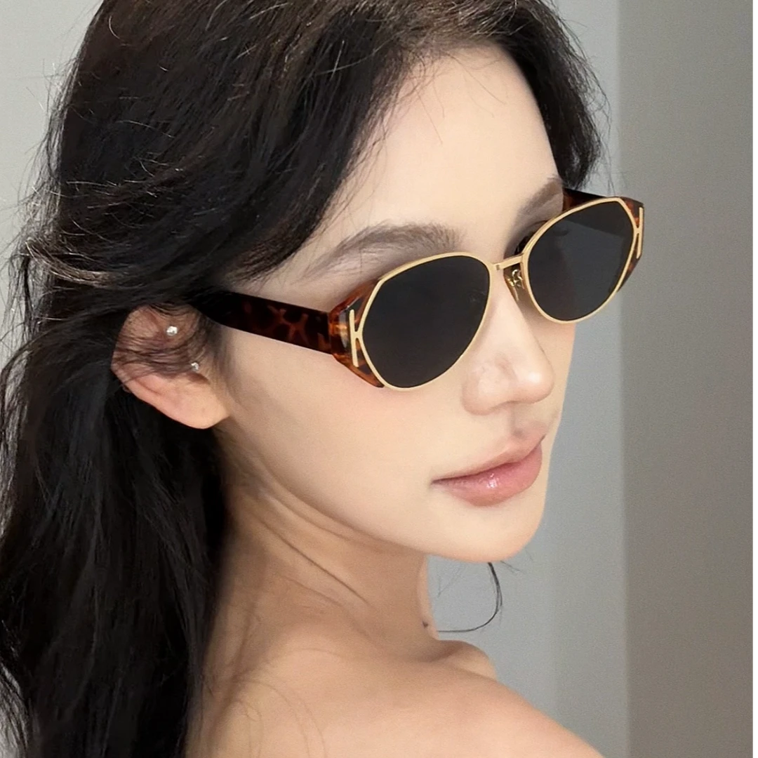 2025新款复古猫眼时髦墨镜男女款方圆脸显瘦防晒太阳眼镜可配近视