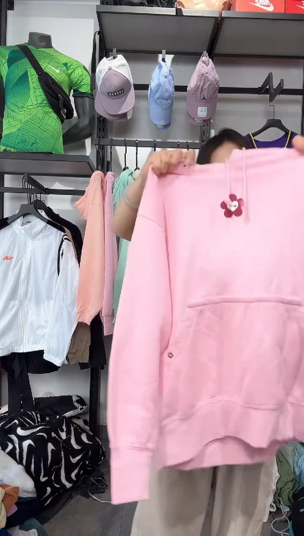 1558   编码 瑕疵款直播间过款为准 尺码 M