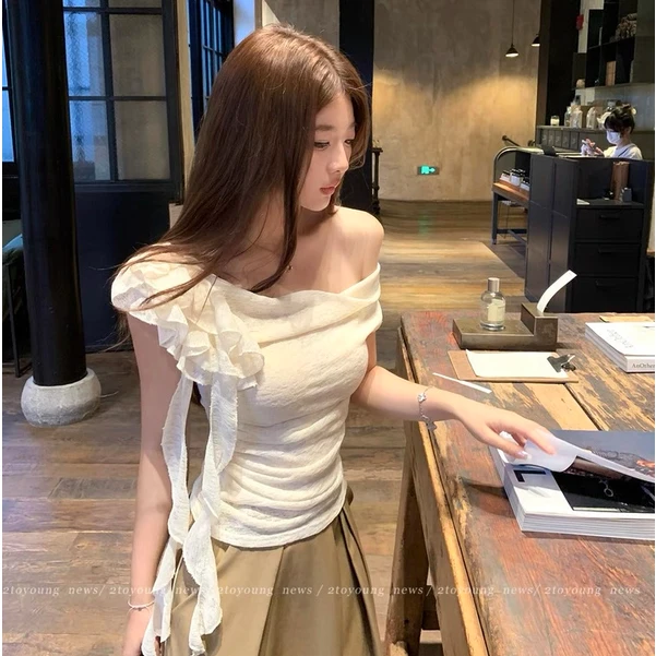 2toyoung粉莓杏茶 荡领飘带花朵斜肩短袖t恤女夏收腰褶皱背心上衣