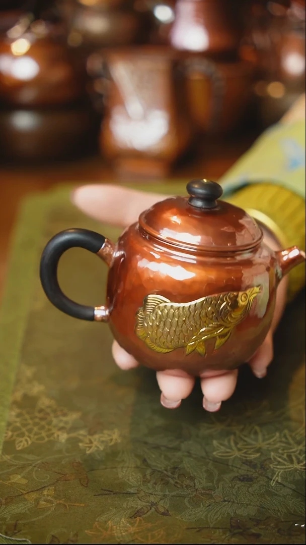 【闪购商品】红底金龙鱼紫铜泡茶壶