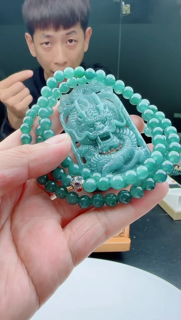 【闪购商品】翡翠颈饰未镶嵌多样性发货随机一件发货