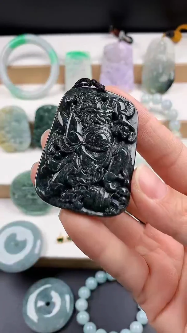 颈饰未镶嵌翡翠天然翡翠吊坠挂件