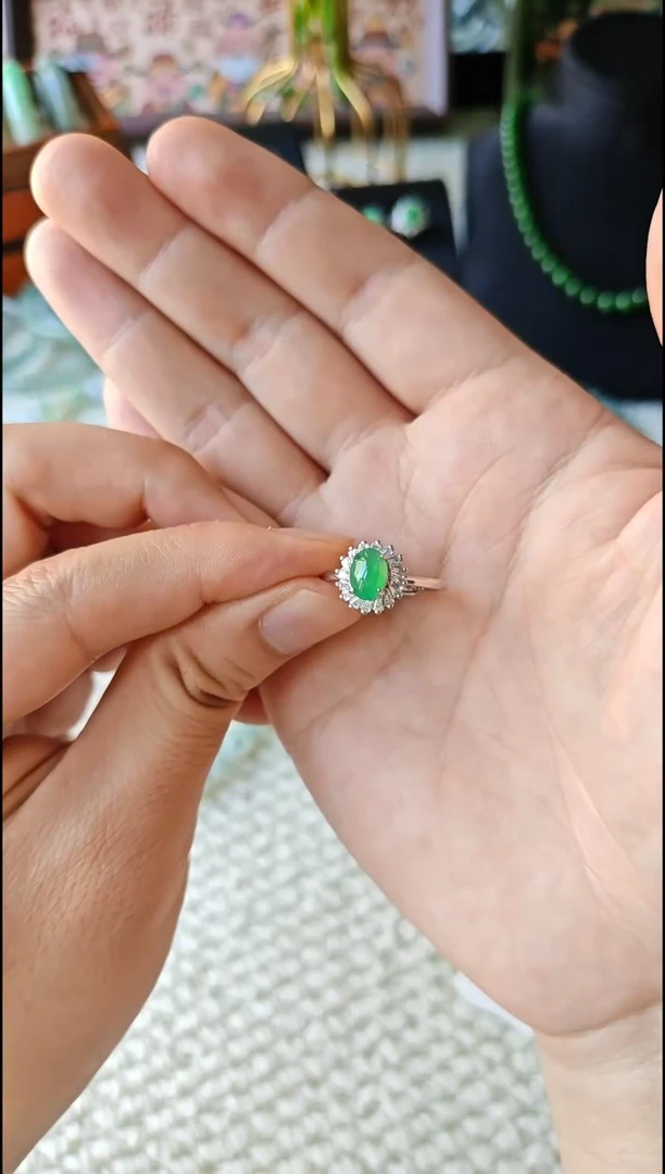 翡翠戒指银S925镶嵌翡翠戒指S925银镶嵌