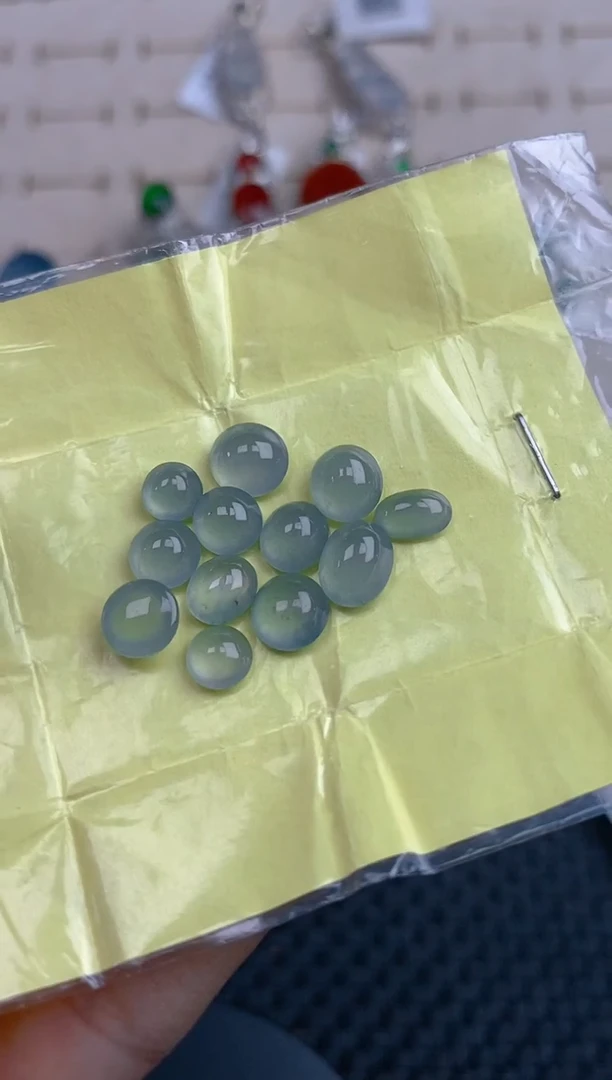 定制翡翠未镶嵌天然翡翠蛋面204