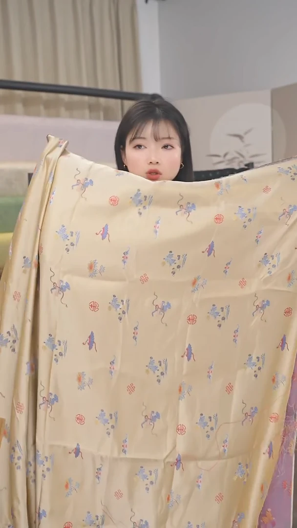 丝绸ruby盲盒福利2.6米不保证成分，不支持退换！谨慎下单哦