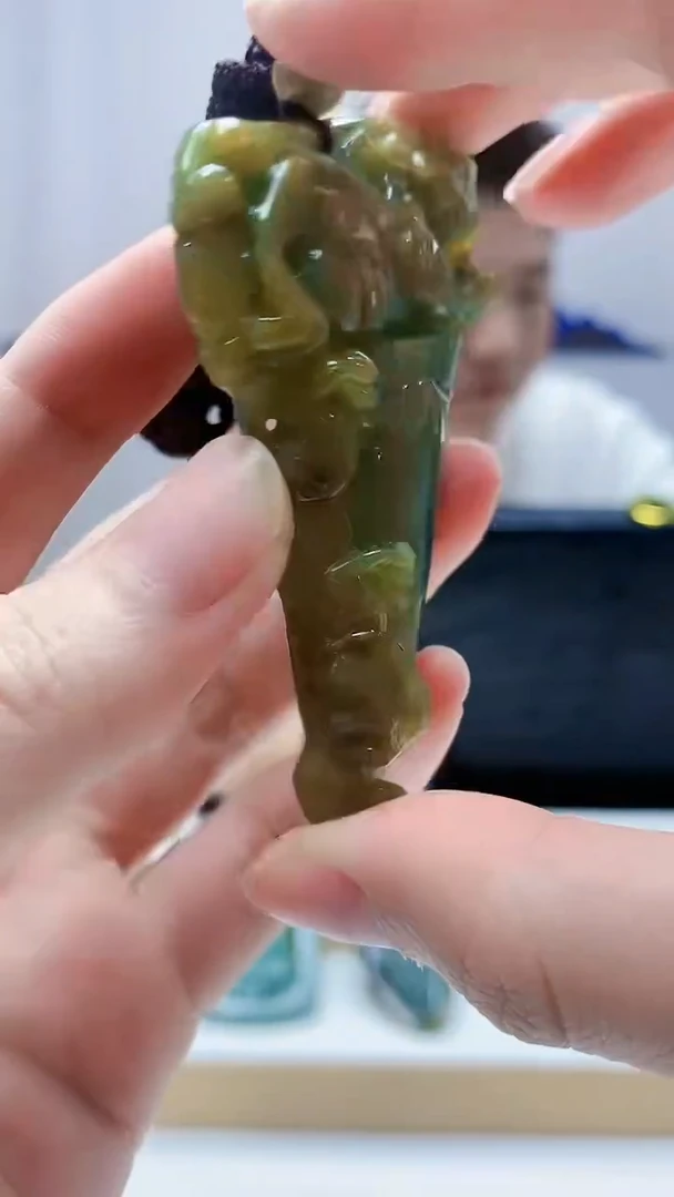 未镶嵌定制翡翠火*火4917zm-毛货挂件