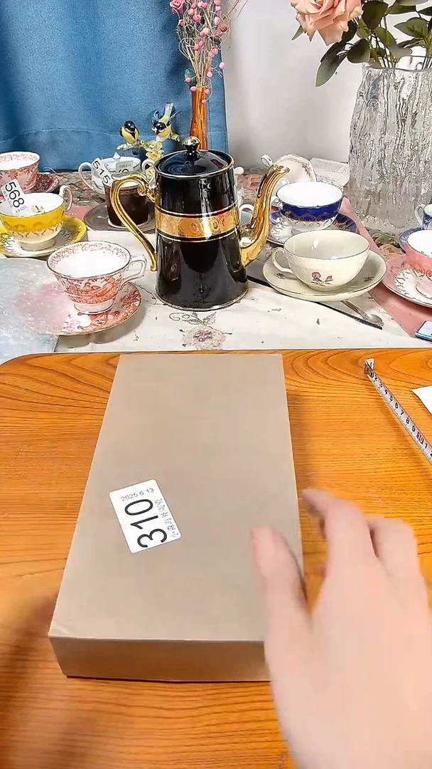 瓷器?***也小淼海外陶瓷工艺品