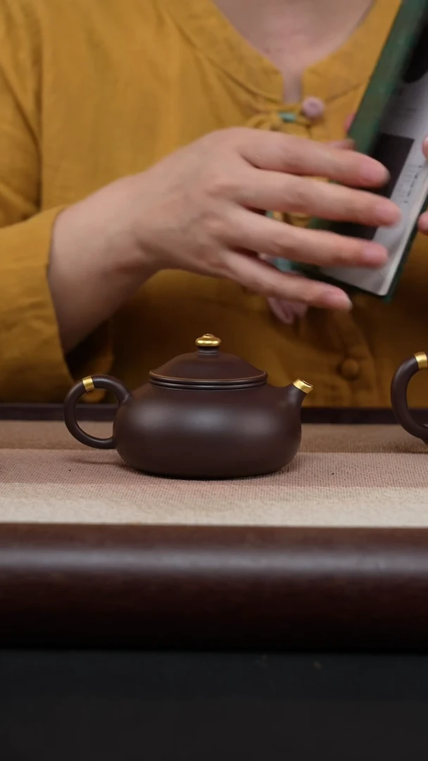 【闪购商品】紫砂茶壶紫茄泥-描金寒江MH-1891