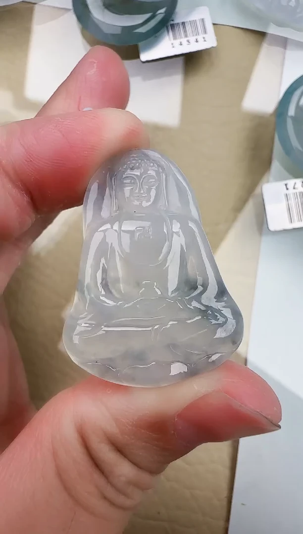 翡翠未镶嵌颈饰缅甸天然翡翠