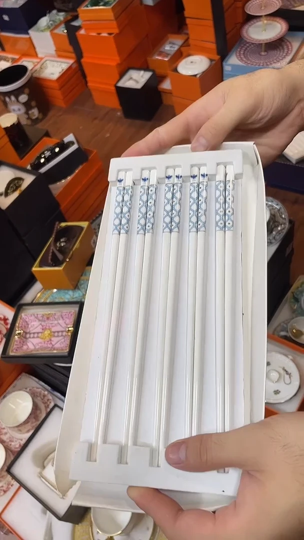 杯鸿辉家品牌瓷器，京东包邮！