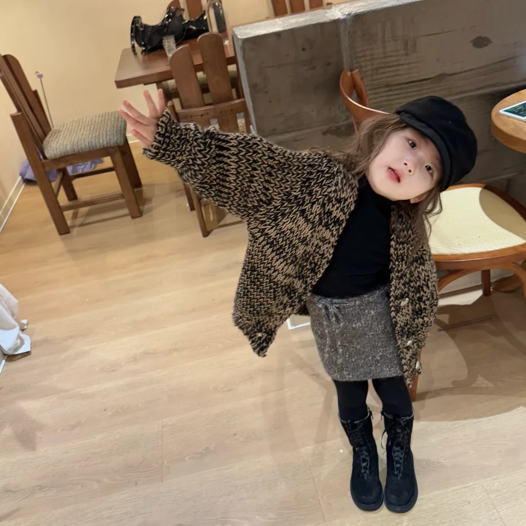 壹妈童装女童秋季套装新款洋气女宝时尚潮酷针织外套灰色半身裙