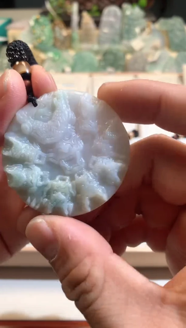 【闪购商品】翡翠颈饰未镶嵌02/13/33