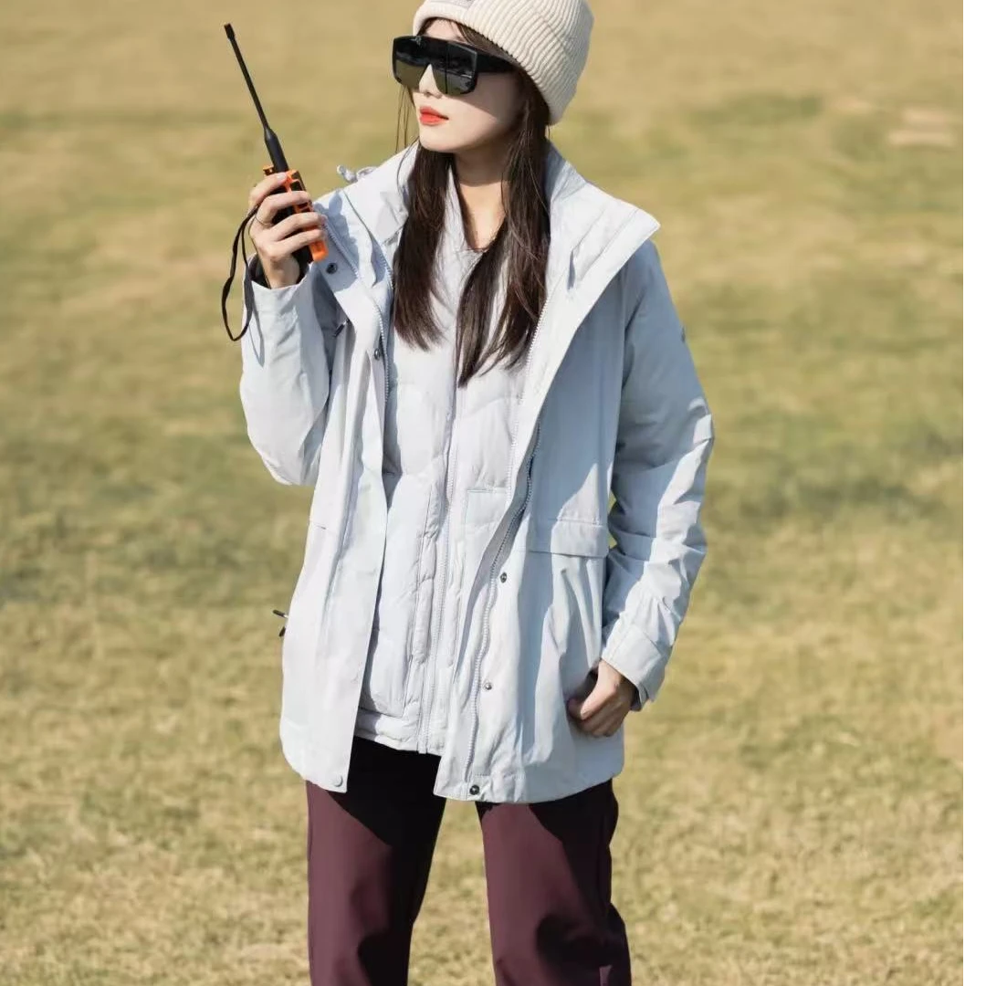 女士冬季户外连帽防水防风三合一冲锋衣时尚百搭休闲加厚保暖