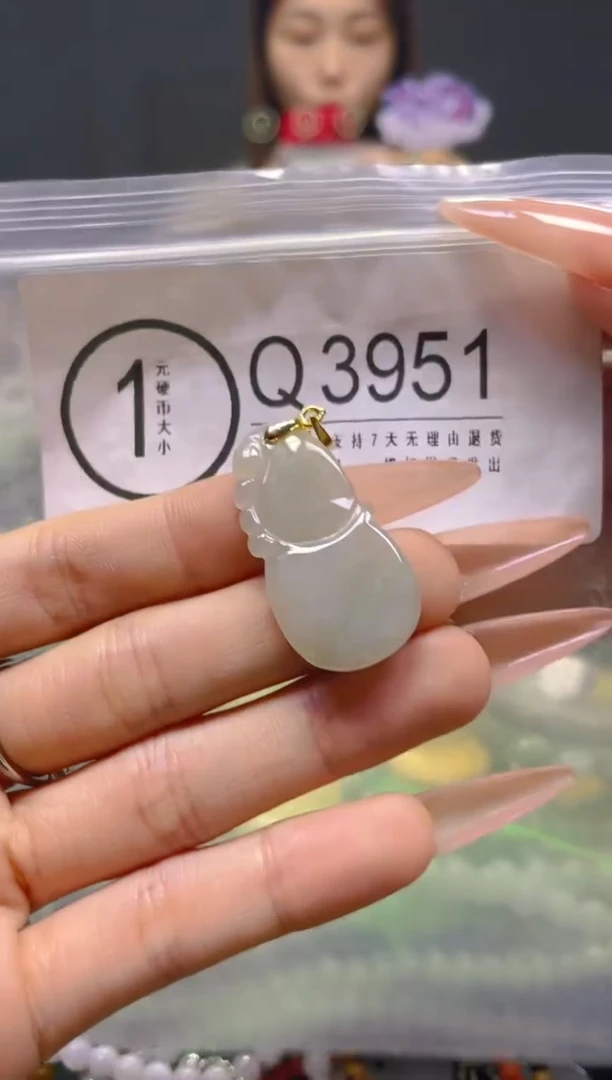 颈饰未镶嵌翡翠/Q/翡翠A货，一件也是批发价