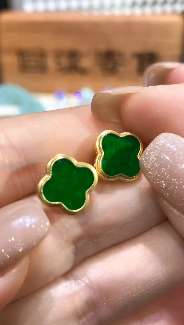 【闪购商品】翡翠耳饰18K金镶嵌团购
