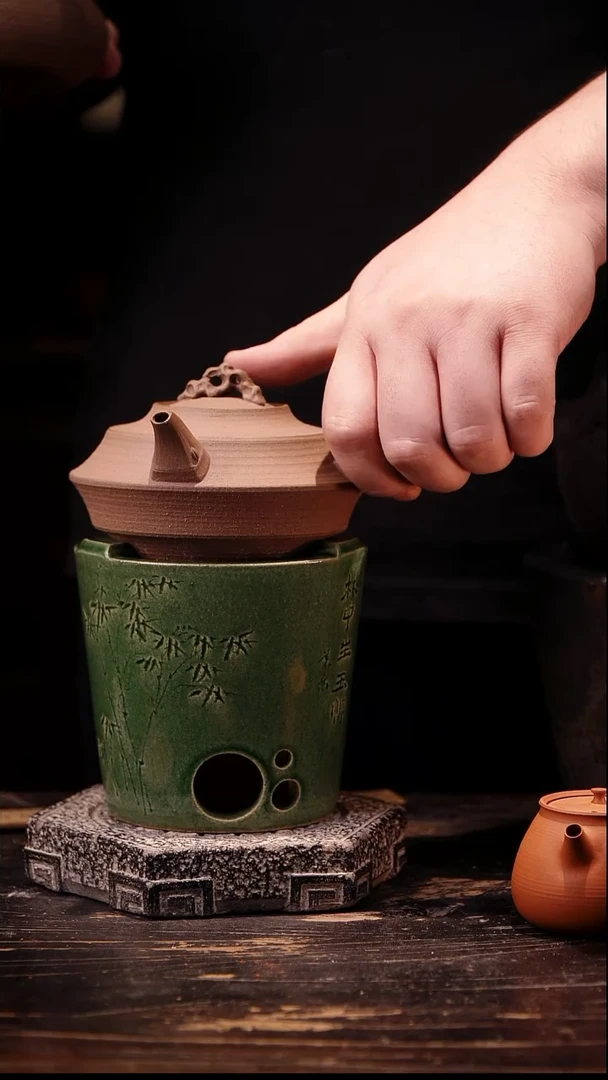 纯手工珊瑚石侧把加翡翠绿雕刻炉