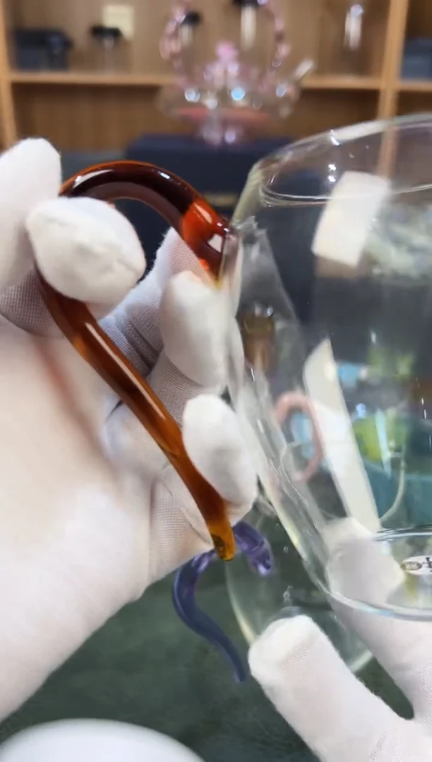 琥珀怡然金标简装发货330毫升