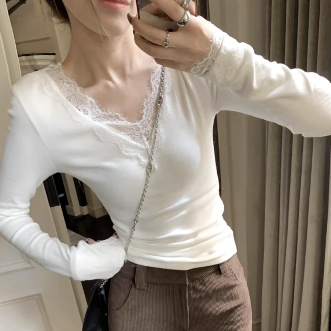 蕾丝打底衫内搭长袖白色性感修身显瘦春秋网红针织法式薄款秋冬