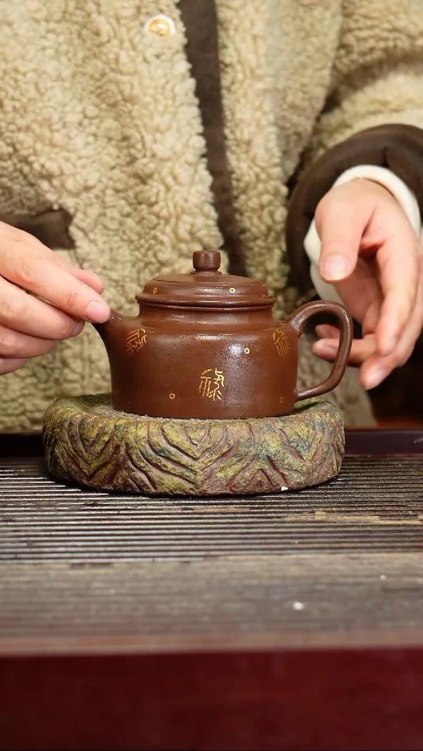 宜兴原矿紫砂壶茶壶宜兴原矿紫砂壶茶壶200C