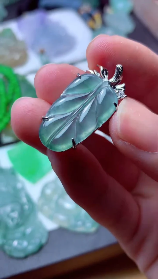 翡翠未镶嵌颈饰天然翡翠