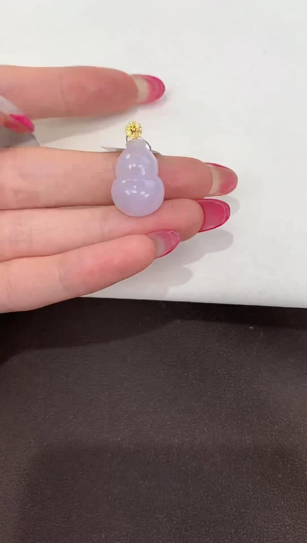 颈饰18K金镶嵌翡翠缅甸a货翡翠