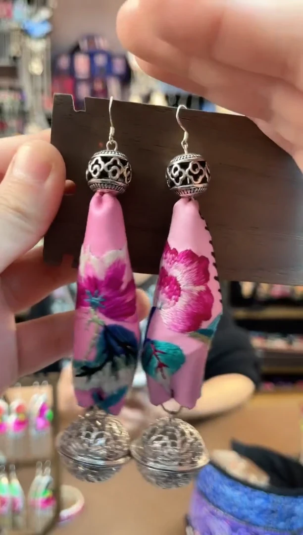 织绣雅* 民族风手工非遗老绣饰品449