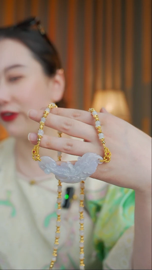 翡翠未镶嵌颈饰鱼翡翠项链