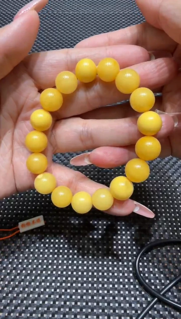 琥珀颈饰未镶嵌手串