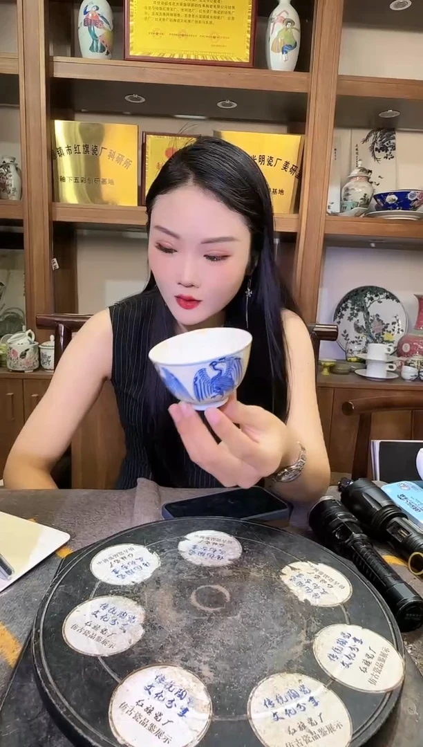 其他B142景德镇制陶瓷一件