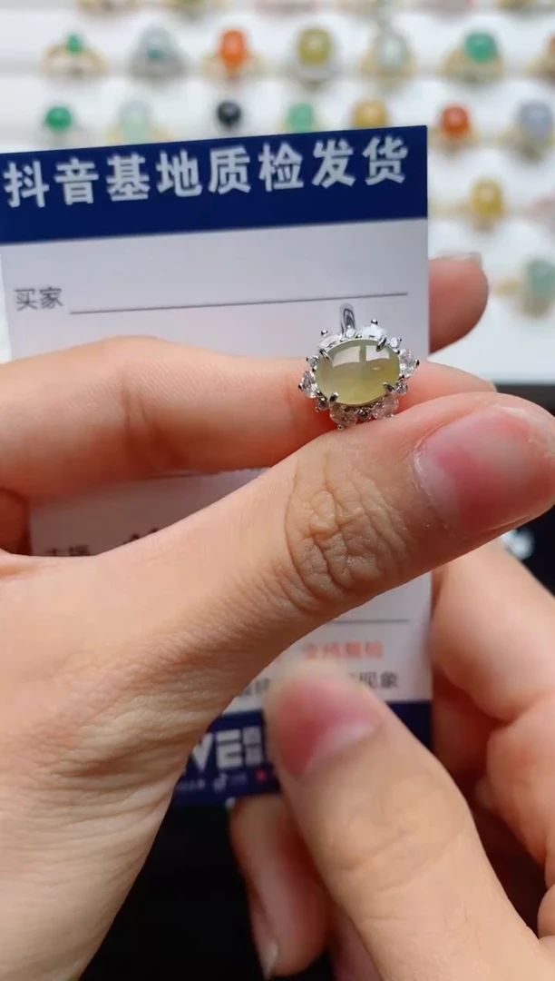 翡翠戒指银S925镶嵌......