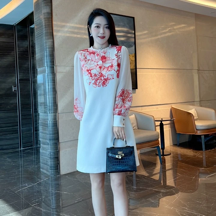 深圳南油印花A字修身显瘦连衣裙