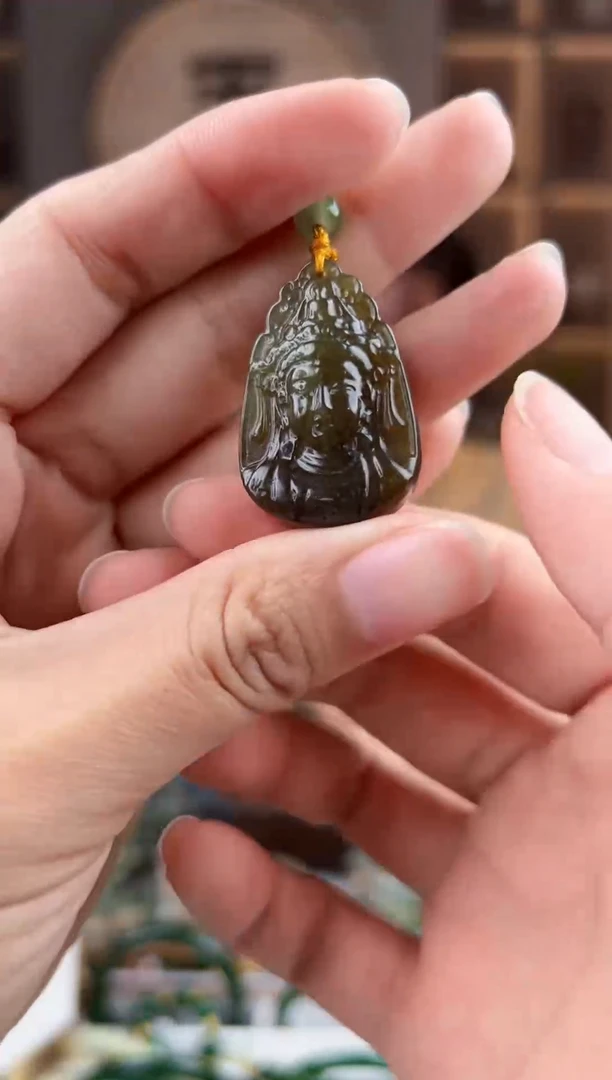 颈饰未镶嵌和田玉拍一发一，拍一发一