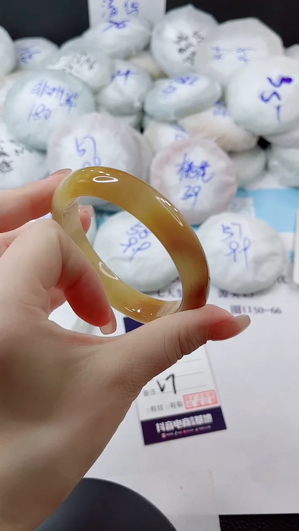 未镶嵌手镯石英质玉多样性发货V7-62