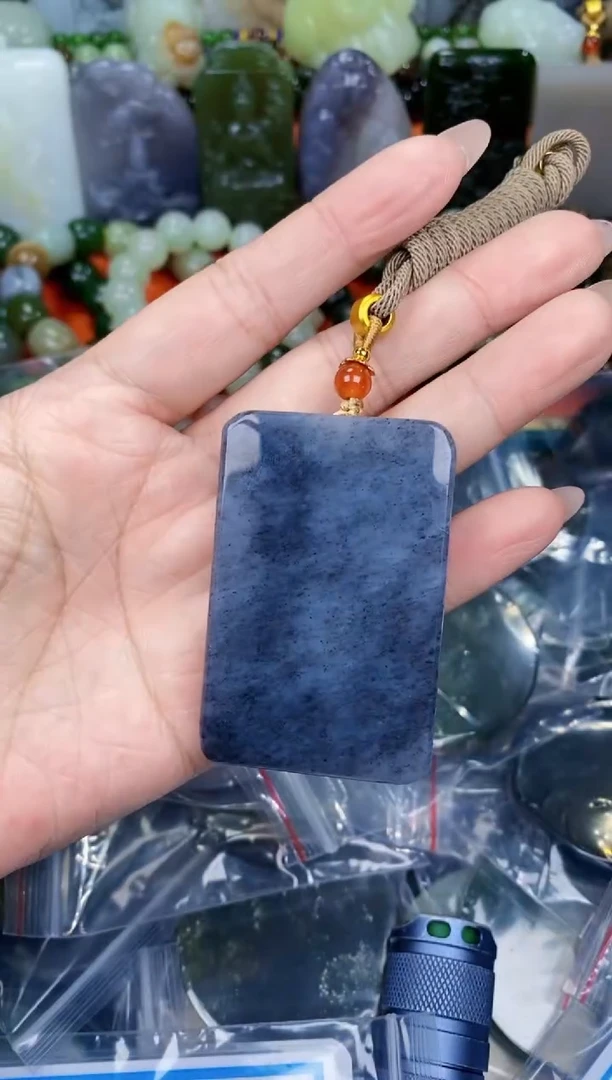 颈饰未镶嵌和田玉和田玉