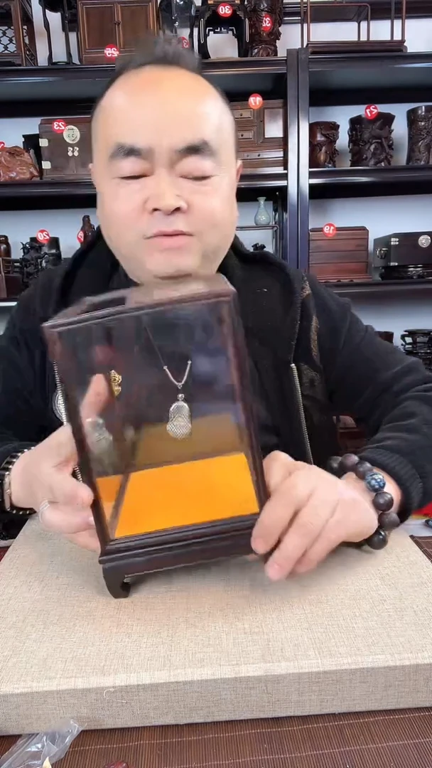 【闪购商品】木2780老李红木工艺品