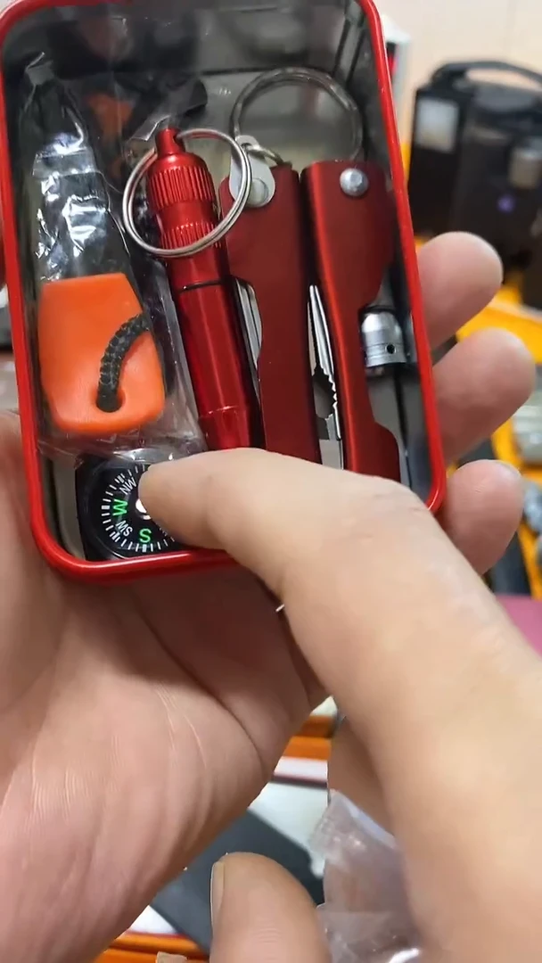 瓷片闪购商品 如图所示