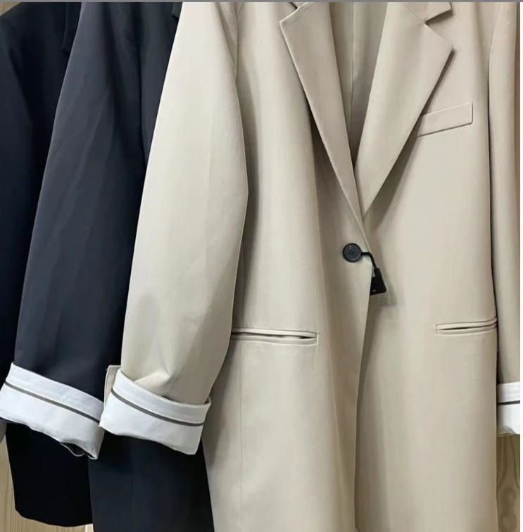 2025新款春秋西服挽袖女帅气百搭时尚简约