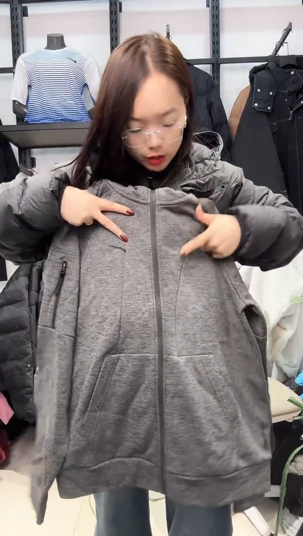 2118   编码  瑕疵直播间过款为准 尺码  ·  L