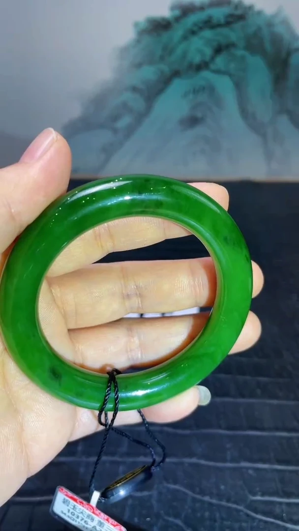 未镶嵌手镯和田玉（碧玉）?****?54+