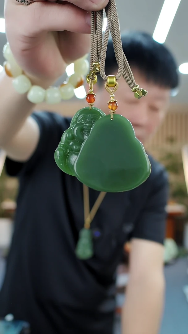 未镶嵌蛇纹石玉吊坠多样式发货随机发一