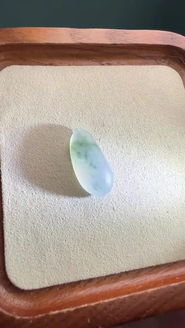 定制翡翠未镶嵌冰飘花福瓜